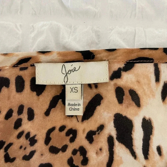 Joie silk cheetah print blouse - Picture 3 of 8